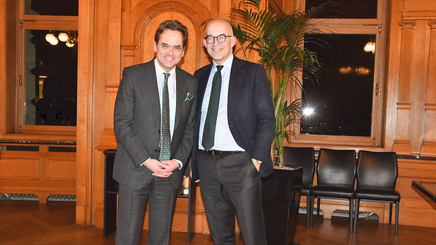 NR Olivier Feller, Co-Präsident der Parlamentarischen Gruppe «Wohn- und Grundeigentum », und NR Gregor Rutz, Präsident HEV Schweiz.